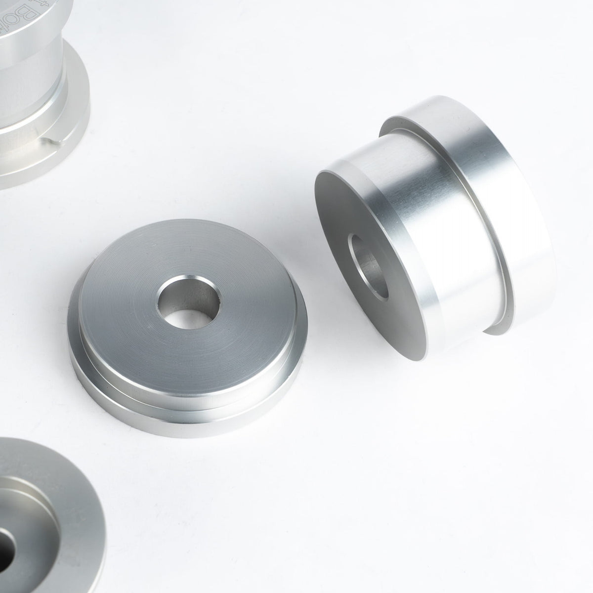 CNC71 - REAR SOLID ALUMINUM BUSHINGS UPGRADE KIT BMW E46
