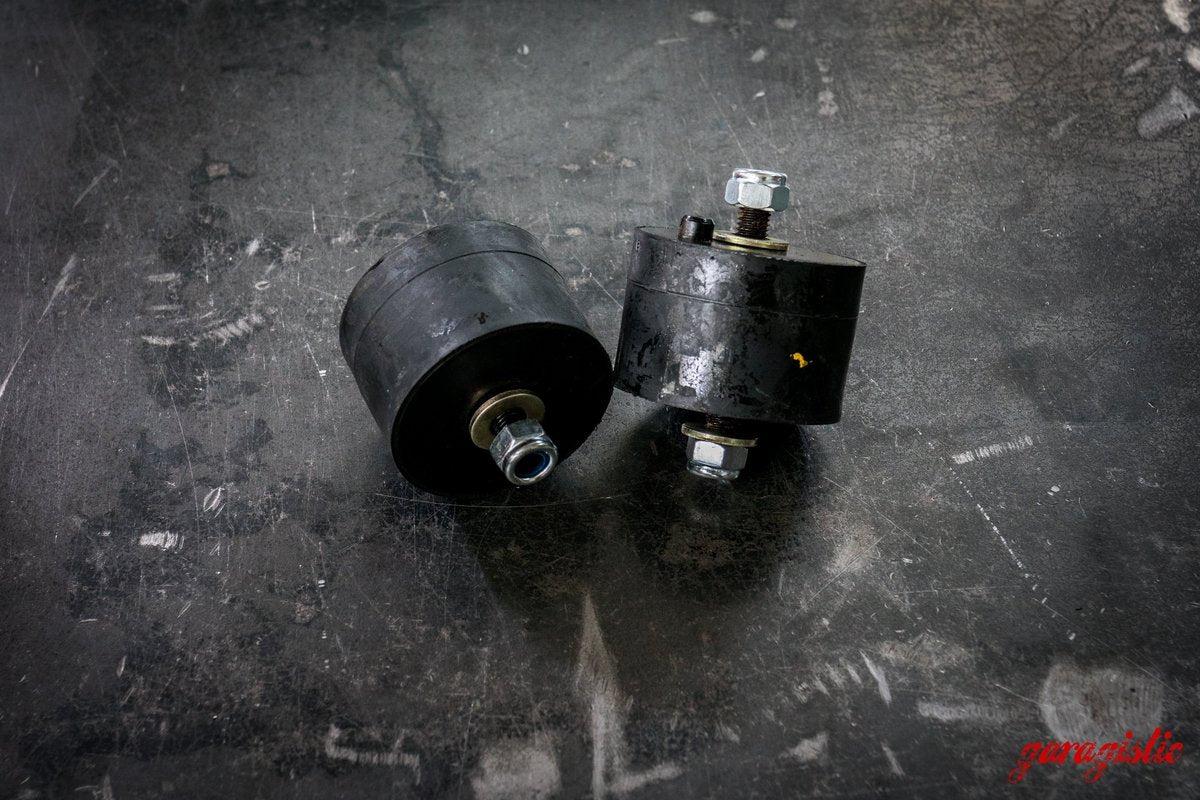 E30 HD Rubber Motor Mount Bushings - M20