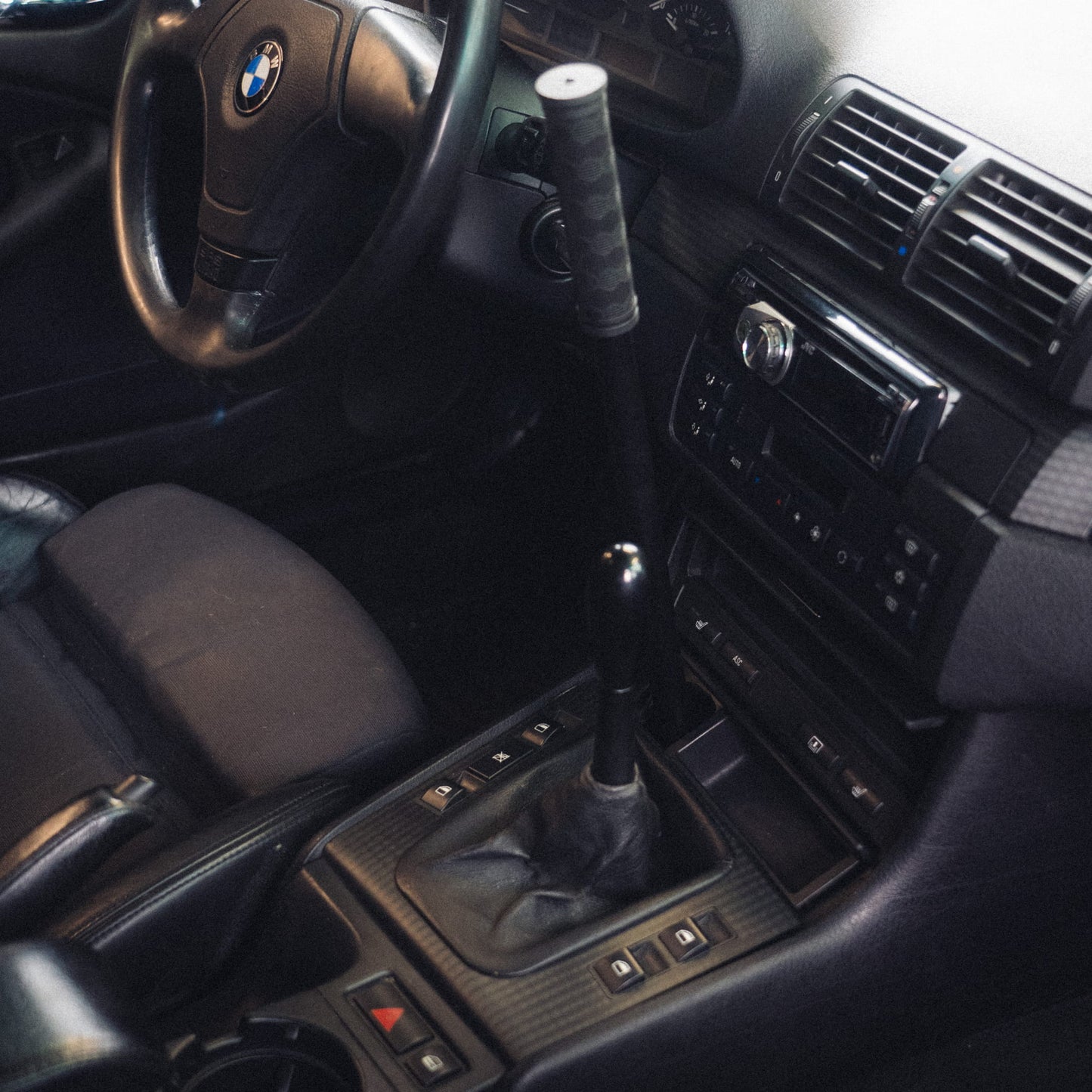 CNC71 - HIDDEN HYDRAULIC HANDBRAKE BMW E46