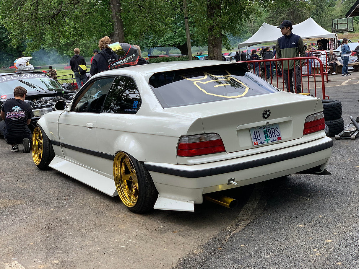 Big Duck Club - BMW E36 Coupe Overfenders