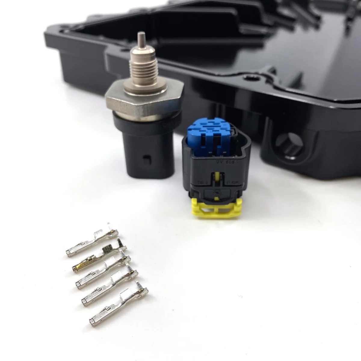 DomiWorks Engineering - DCT Billet Oil Pan - Including Sensor