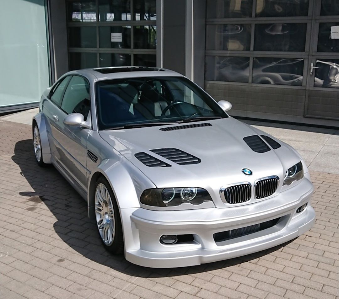 Race German - E46 GT Style Hood Vents