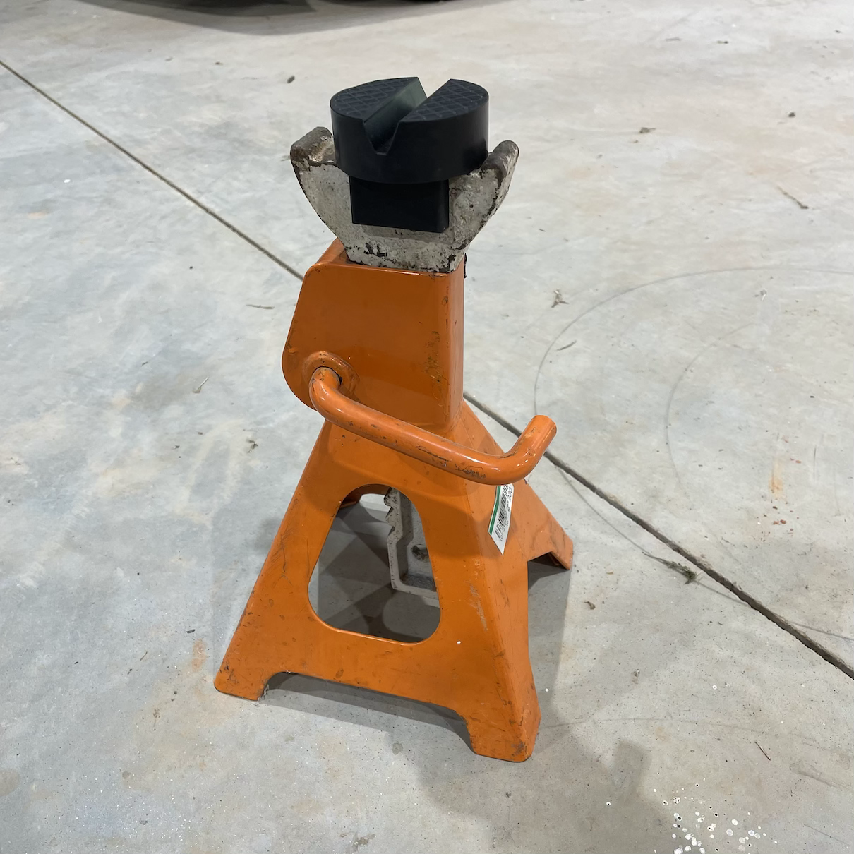 Race German - Deluxe E30 Jack Stand Pad