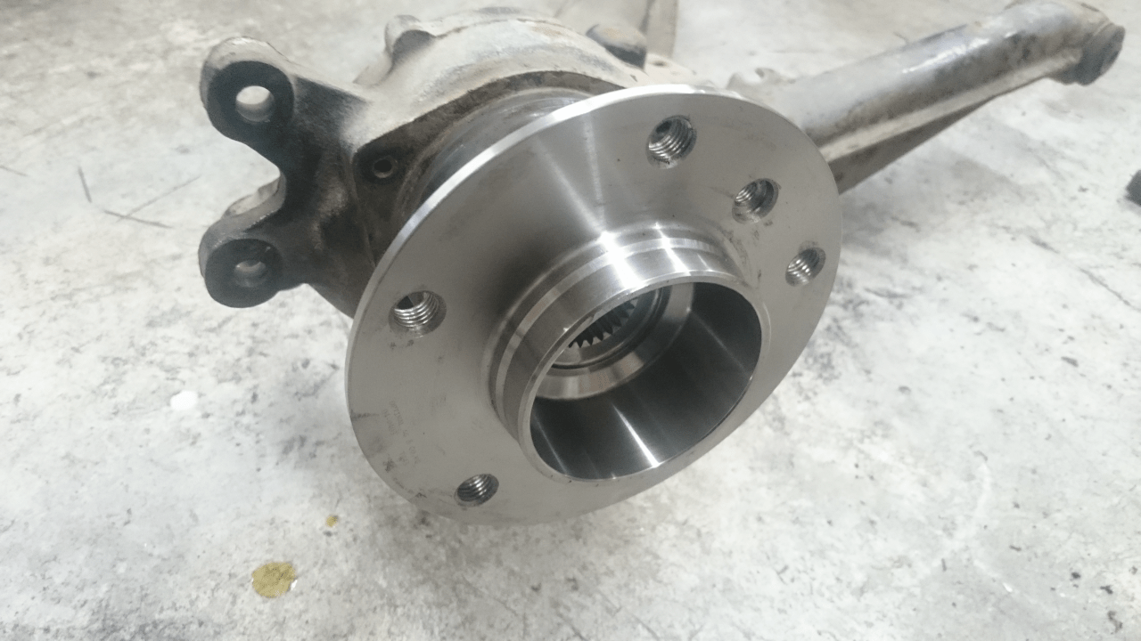 SRS-Concept - E30 5 LUG REAR CONVERSION KIT-EXTREME (1844)