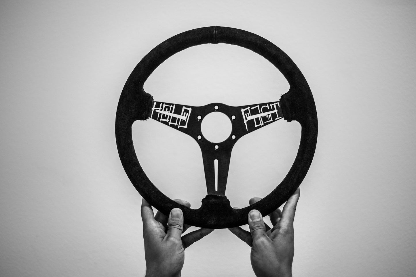 HOLDFAST - BRAVO (OLD)