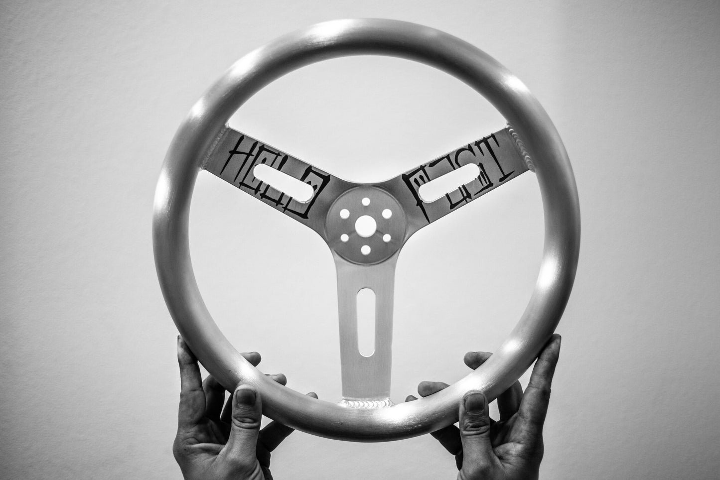 HOLDFAST - ALUMINATY