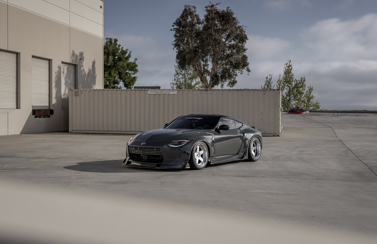 STREETHUNTER DESIGNS - Nissan Z Wide Body Kit