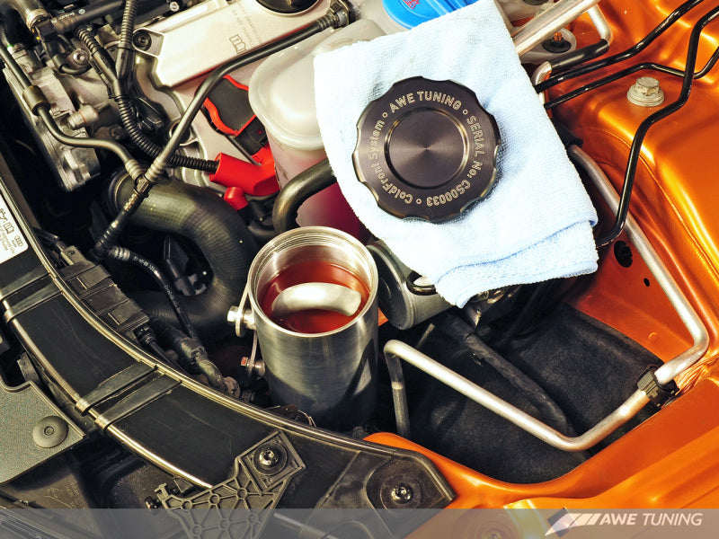 AWE Tuning B8 3.0T Depósito ColdFront