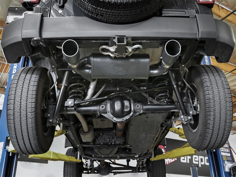 Escape aFe Rebel Series 2.5in 409 SS Axle-Back com pontas pretas 2007+ Jeep Wrangler (JK) V6 3.6L/3.8L