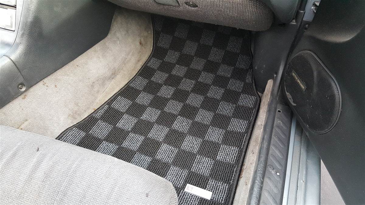 P2M - ALFOMBRILLAS NISSAN S13 1989-94 240SX RACE : GRIS OSCURO (P2-CPTNS13DG-TP)