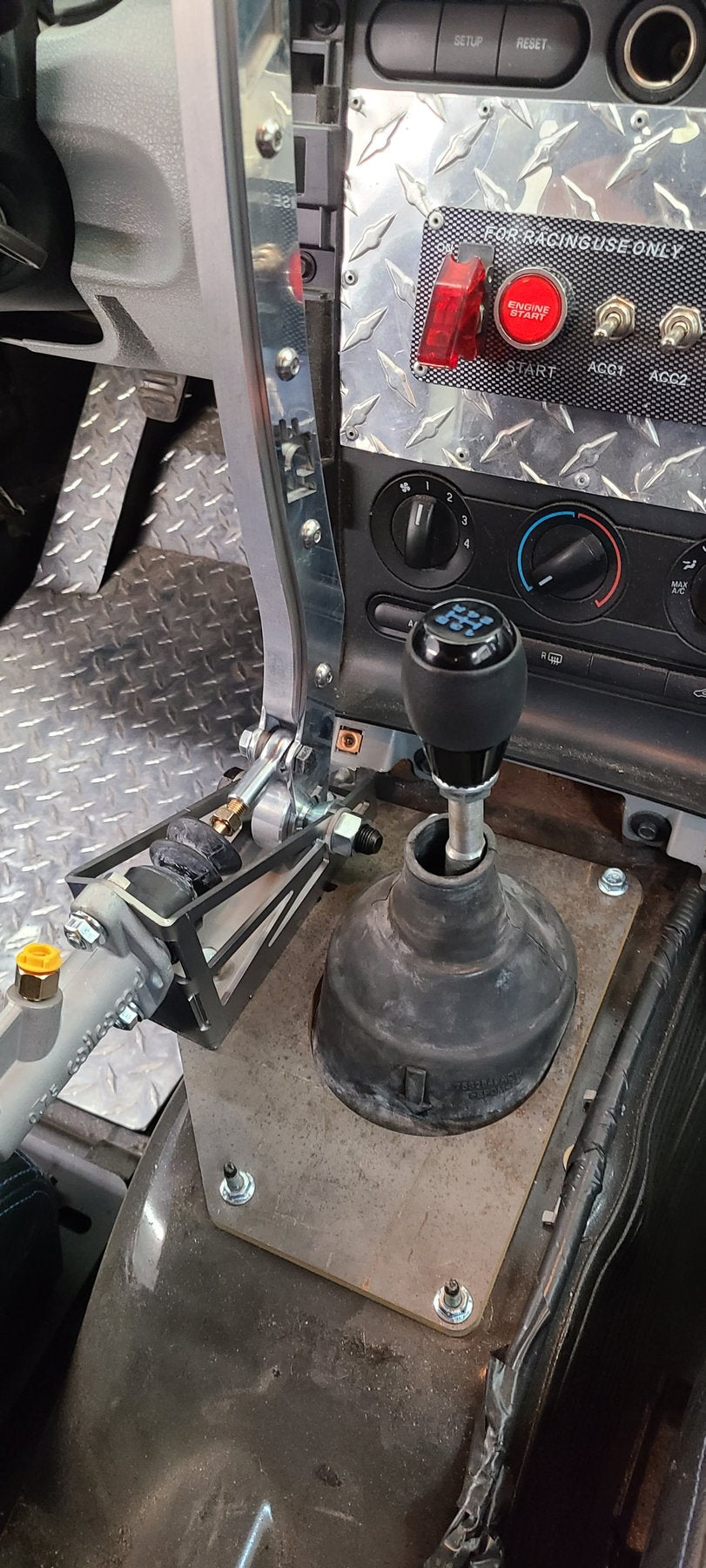 FDF - FORD MUSTANG S197 HYDRO MOUNT PLATE