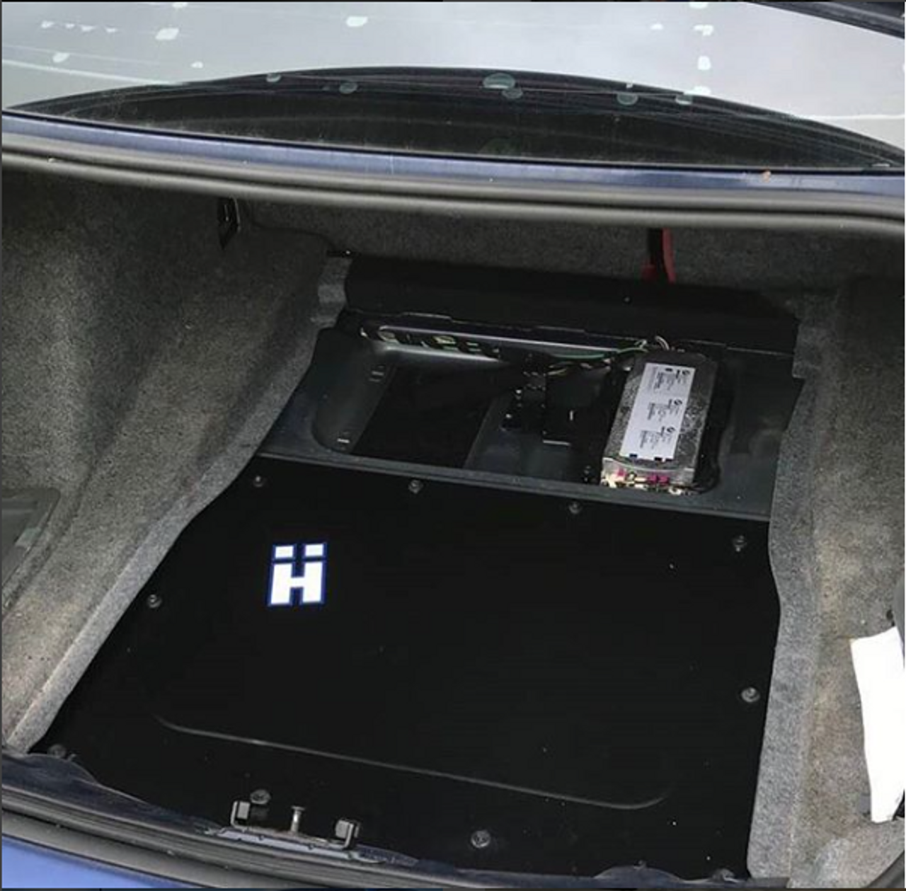 HARD Motorsport - Painel de preenchimento do assoalho do porta-malas BMW E9X (E9XTRNKPNL)