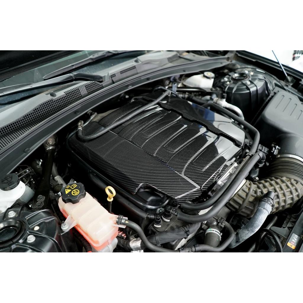 APR Performance - Chevrolet Camaro SS LT1 Engine Fuel Rail Covers 2016-Up (CBE-CMOFUEL)