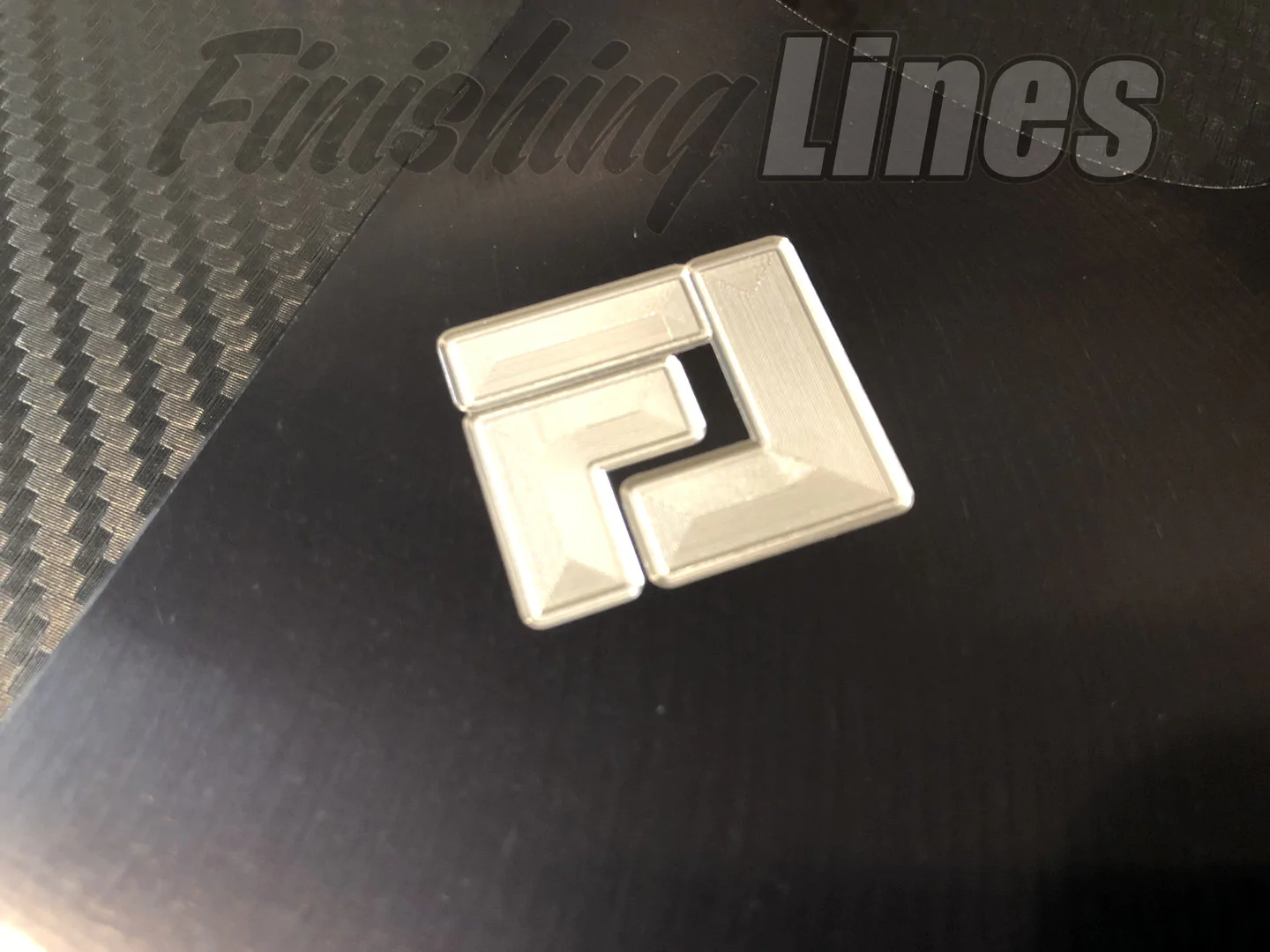 Finishing Lines - Placa de montaje de freno por etapas serie B/D - Black Edition