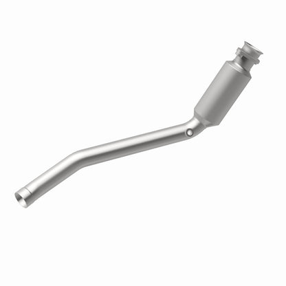 MagnaFlow Direct Fit Catalytic Converter 2010-2013 Landrover LR4 V8 5 OEM Underbody
