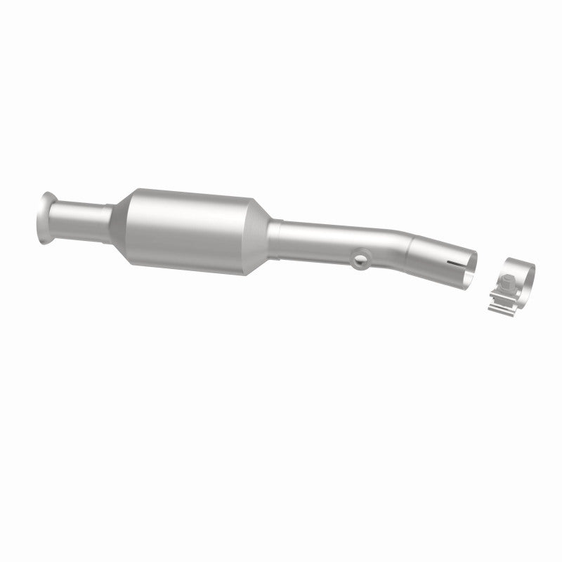 MagnaFlow 98-02 Prizm L4 1.8 OEM Underbody Direct Fit Converter