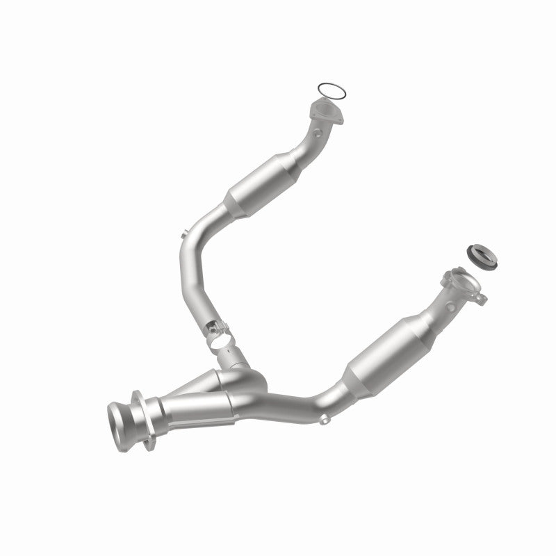 MagnaFlow 09-10 Cadillac Escalade 6.2L Direct Fit Converter