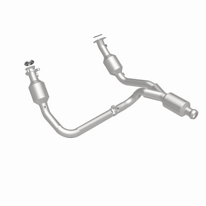 MagnaFlow 14-15 Chevrolet Silverado 1500 5.3L Direct-Fit Catalytic Converter