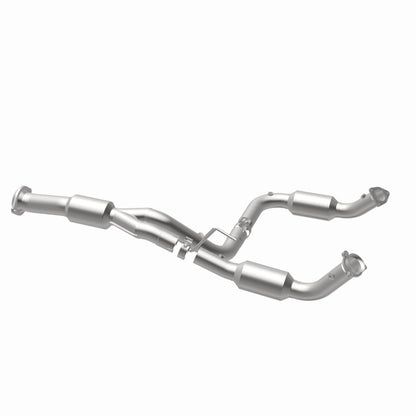 MagnaFlow 12-17 Chevrolet Express 3500 6.0L Direct Fit Converter