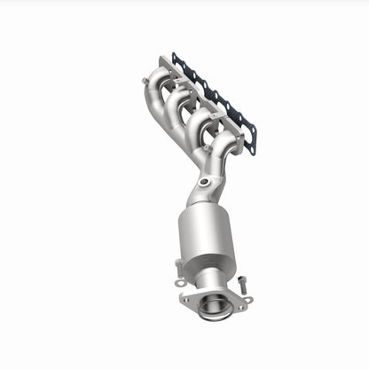 MagnaFlow 05-06 Nissan Titan 5.6L Direct Fit Converter