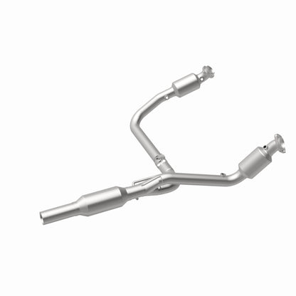 MagnaFlow 01-02 Dodge Ram 2500 5.9L Direct Fit Converter