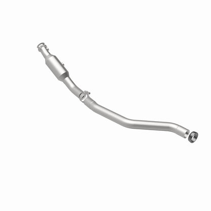 MagnaFlow Direct Fit Catalytic Converter 13-14 Mercedes-Benz GL450 V8 4.6 OEM Underbody