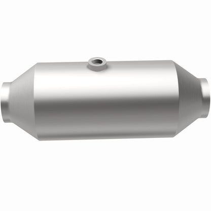 MagnaFlow MagnaFlow 2.5 in. OEM Grade Federal / EPA Compliant Universal Catalytic Converter