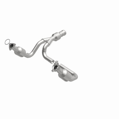 MagnaFlow 15-16 Cadillac Escalade 6.2L Direct Fit Converter
