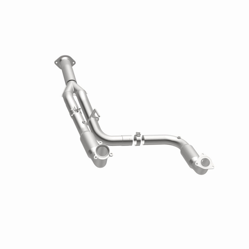 MagnaFlow 2011 Chevrolet Silverado 2500 HD 6.0L Direct Fit Converter