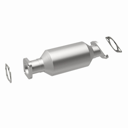 MagnaFlow 10-13 Hyundai Santa Fe 2.4L Direct Fit Converter