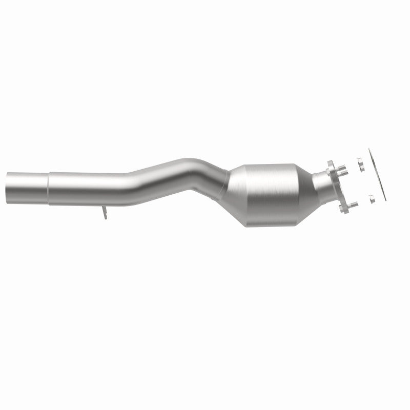 MagnaFlow 10-11 Cayenne V8 4.8 OEM Underbody Direct Fit Converter