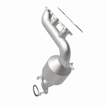MagnaFlow Direct Fit Catalytic Converter 04-06 Toyota Sienna 3.3L