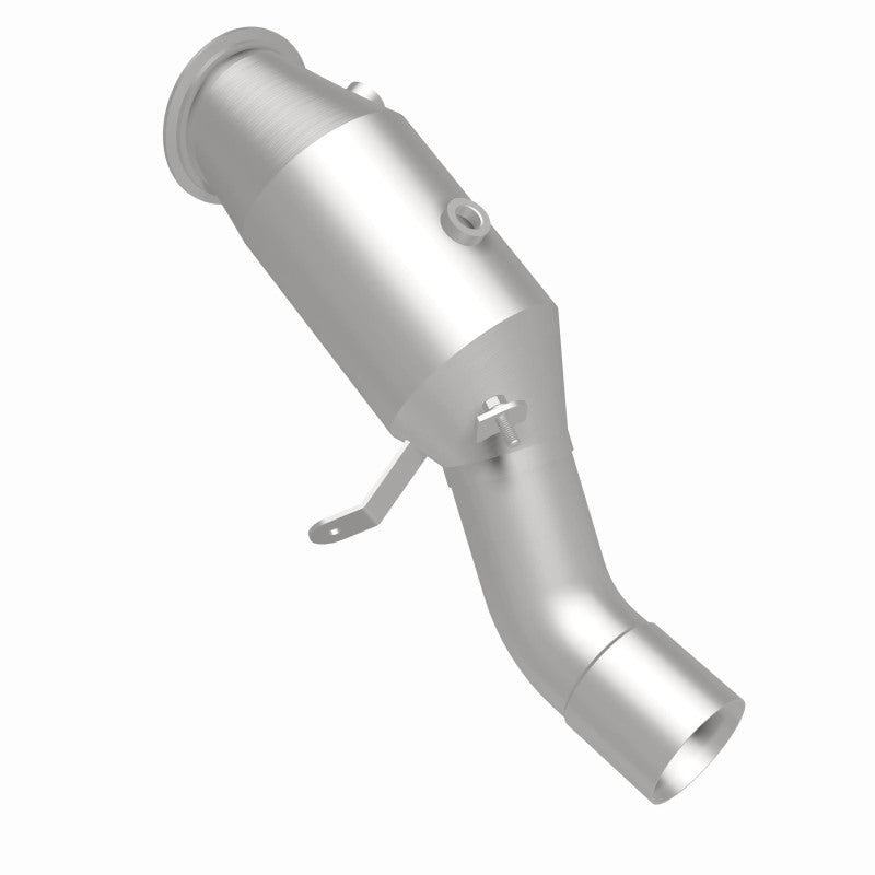 MagnaFlow Direct Fit Catalytic Converter 2014 BMW X5 3.0L Closed Couple