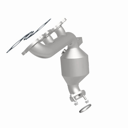 MagnaFlow Direct Fit Catalytic Converter 04-06 Toyota Sienna 3.3L