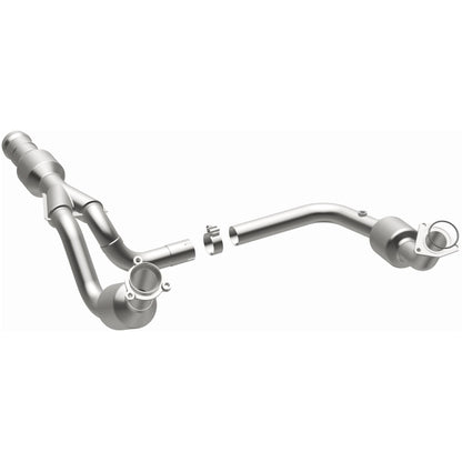 MagnaFlow 11-15 GMC Yukon 6.2L Direct Fit Converter