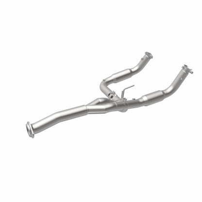 MagnaFlow 2011 Chevrolet Silverado 2500 HD 6.0L Direct Fit Converter