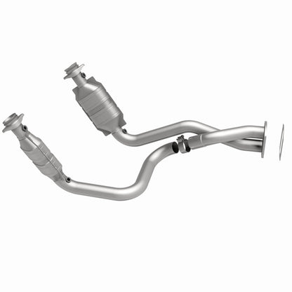 MagnaFlow 2005 Ford F-250 Super Duty 6.8L Direct Fit Converter