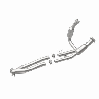 MagnaFlow 15-17 Ford Transit-150 3.7L Direct Fit Converter