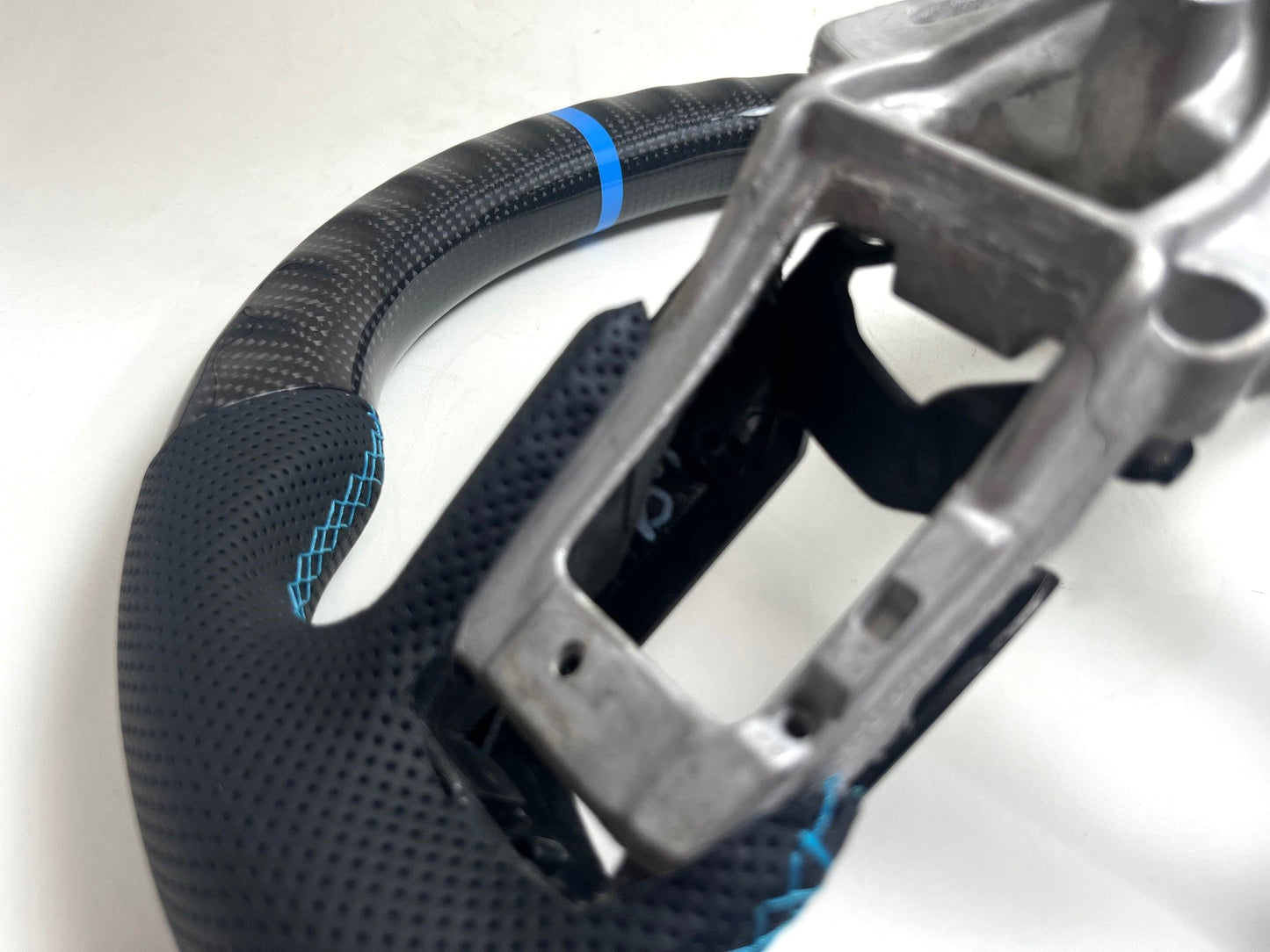 Prosport Inc. - Ford Mustang Carbon Fiber Steering Wheel Option 1