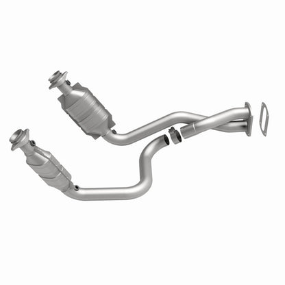 MagnaFlow 2005 Ford F-250 Super Duty 6.8L Direct Fit Converter