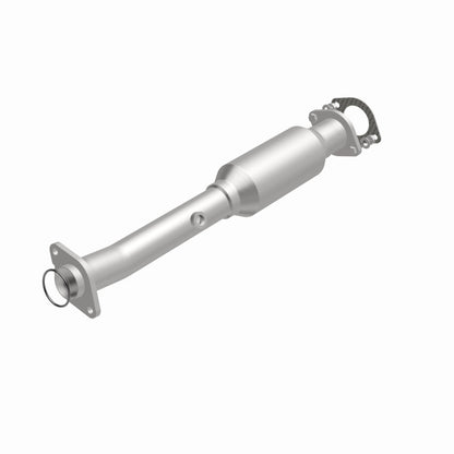 MagnaFlow 2004 Nissan Titan 5.6L Direct Fit Converter