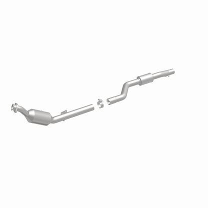 MagnaFlow 07-11 S550 V8 5.5 OEM Underbody Direct Fit Converter