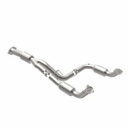 MagnaFlow 12-17 Chevrolet Express 3500 6.0L Direct Fit Converter