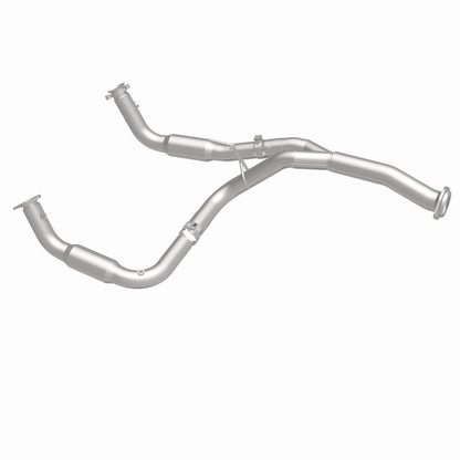 MagnaFlow 2011 Chevrolet Silverado 2500 HD 6.0L Direct Fit Converter