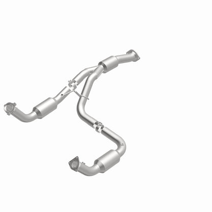 MagnaFlow 12-17 Chevrolet Express 3500 6.0L Direct Fit Converter