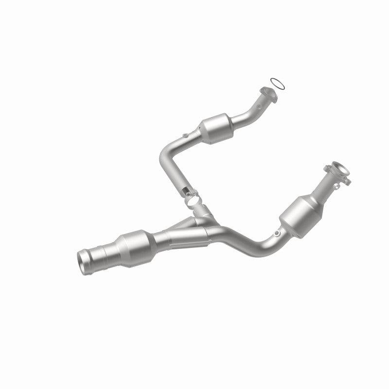 MagnaFlow 11-14 Escalade 6.2 Underbody Direct Fit Converter