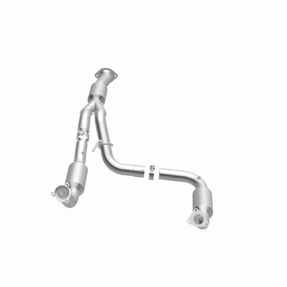 MagnaFlow 12-17 Chevrolet Express 3500 6.0L Direct Fit Converter