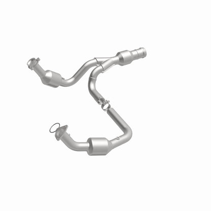MagnaFlow 11-15 GMC Yukon 6.2L Direct Fit Converter