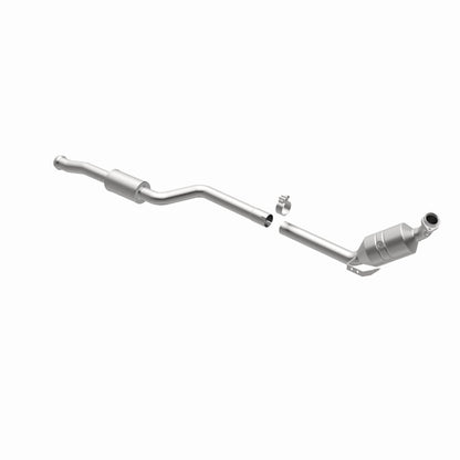 MagnaFlow 08-10 Mercedes-Benz C300 3.0L Direct Fit Converter