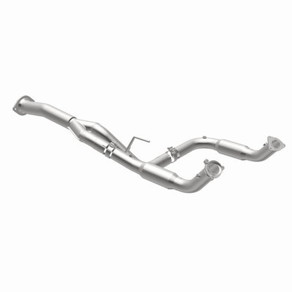 MagnaFlow 2011 Chevrolet Silverado 2500 HD 6.0L Direct Fit Converter